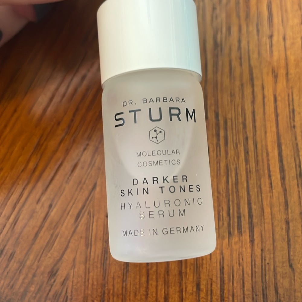 Dr Barbara Sturm DARKER SKIN TONES HYALURONIC SERUM 10 ML